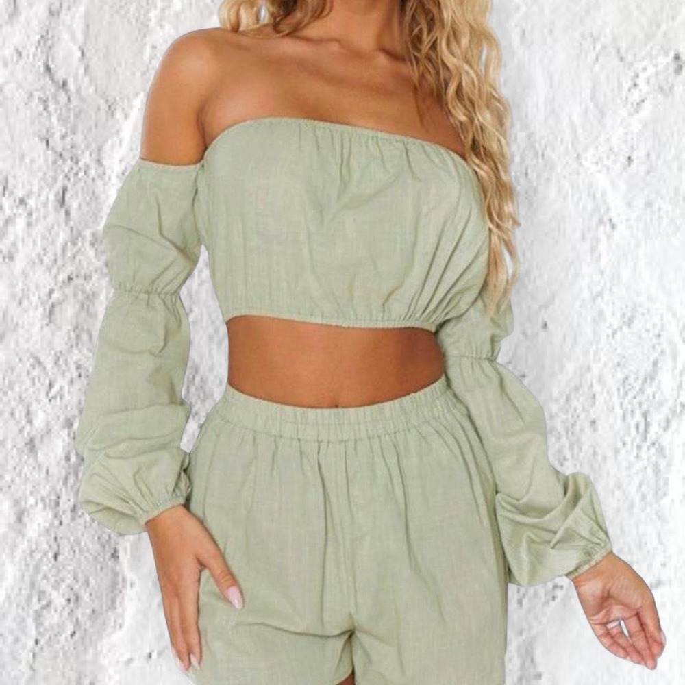 PrettyLittleThing Green Off Shoulder Crop Top Long Sleeve Cottagecore Size 10